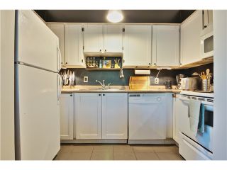 Photo 5: 202 16 LAKEWOOD Drive in Vancouver: Hastings Condo for sale (Vancouver East)  : MLS®# V1045418