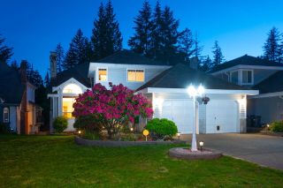 Main Photo: 9 BOULDERWOOD Place in Port Moody: Heritage Mountain House for sale : MLS®# R2890205