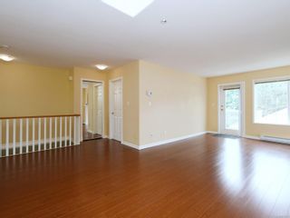 Photo 5: 75 14 Erskine Lane in View Royal: VR Hospital Row/Townhouse for sale : MLS®# 876375
