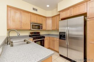 Photo 10: SAN DIEGO Condo for sale : 2 bedrooms : 5427 Soho View Ter