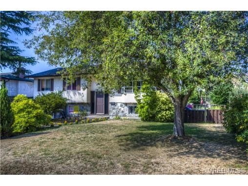 Main Photo: 3216 Willshire Dr in VICTORIA: La Walfred House for sale (Langford)  : MLS®# 679747