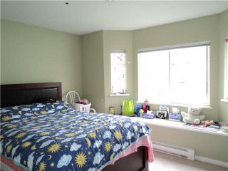 Photo 11: 18 1765 PADDOCK Drive in Coquitlam: Westwood Plateau Townhouse for sale in "WORTHING GREEN" : MLS®# V1111554