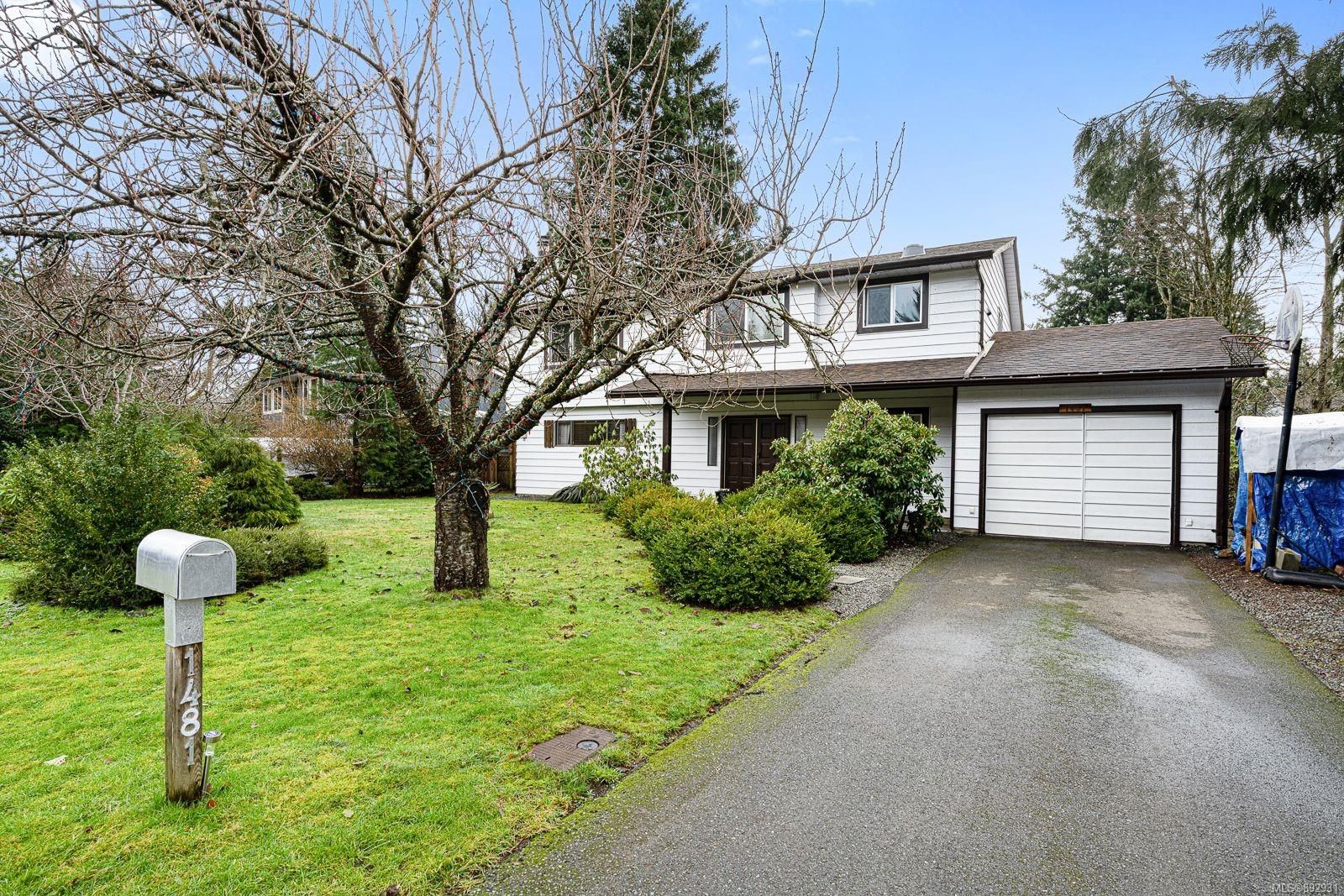 Main Photo: 1481 Savary Pl in Comox: CV Comox (Town of) House for sale (Comox Valley)  : MLS®# 892931