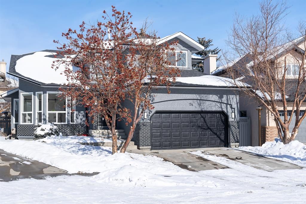 Main Photo: 24 Silverstone Manor NW in Calgary: Silver Springs Detached for sale : MLS®# A2029506