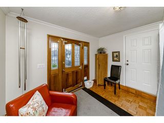 Photo 3: 5271 HOLLYFIELD Avenue in Richmond: Steveston North House for sale : MLS®# R2438869