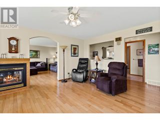 Photo 21: 684 Elson Road in Sorrento: House for sale : MLS®# 10310844