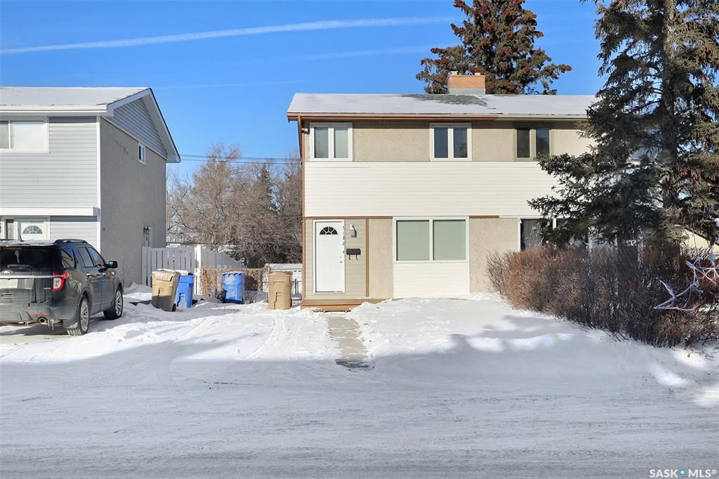 Main Photo: 7122 Bowman Avenue in Regina: Dieppe Place Residential for sale : MLS®# SK915412