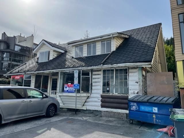 Main Photo: 2211 PANORAMA Drive in Vancouver: Deep Cove Office for lease (North Vancouver)  : MLS®# C8050109