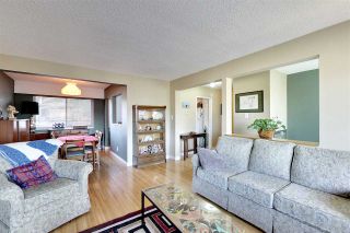 Photo 1: 671 MADERA Court in Coquitlam: Central Coquitlam House for sale : MLS®# R2332817