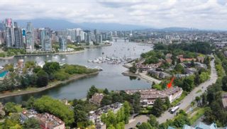 Photo 2: 29 1201 LAMEY'S MILL Road in Vancouver: False Creek Condo for sale (Vancouver West)  : MLS®# R2763163