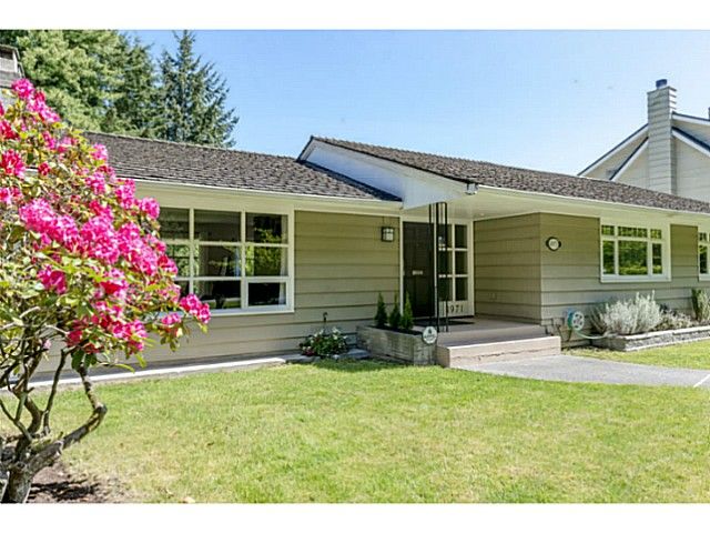 Main Photo: 4971 COLLEGE HIGHROAD in Vancouver: University VW House for sale in "LITTLE AUSTRALIA" (Vancouver West)  : MLS®# V1063867