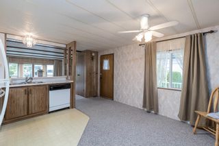 Photo 15: 26 2270 196 Street in Langley: Brookswood Langley Manufactured Home for sale in "PINE RIDGE PARK" : MLS®# R2820366