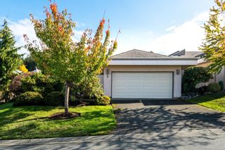 Photo 33: 6 4318 Emily Carr Dr in Saanich: SE Broadmead Row/Townhouse for sale (Saanich East)  : MLS®# 946128