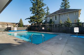 Photo 19: 120 2729 158 Street in Surrey: Grandview Surrey Townhouse for sale (South Surrey White Rock)  : MLS®# R2194984