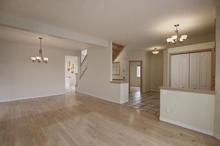 Photo 10: 243 ARBOUR CREST Road NW in Calgary: Arbour Lake Detached for sale : MLS®# C4295620