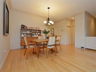 Photo 11: 11 4300 Stoneywood Lane in VICTORIA: SE Broadmead Row/Townhouse for sale (Saanich East)  : MLS®# 748264