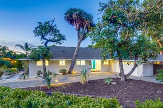 Photo 2: MOUNT HELIX House for sale : 5 bedrooms : 9780 Grosalia Ave in La Mesa