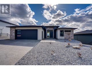 Photo 3: 7155 Apex Drive Foothills: Okanagan Shuswap Real Estate Listing: MLS®# 10308758