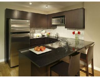 Photo 4: 1508 4118 DAWSON Street in Burnaby: Central BN Condo for sale in "TANDEM" (Burnaby North)  : MLS®# V680637