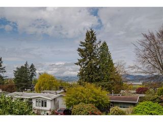 Photo 17: 34468 ETON Crescent in Abbotsford: Abbotsford East House for sale in "Lower Ten Oaks" : MLS®# R2679211