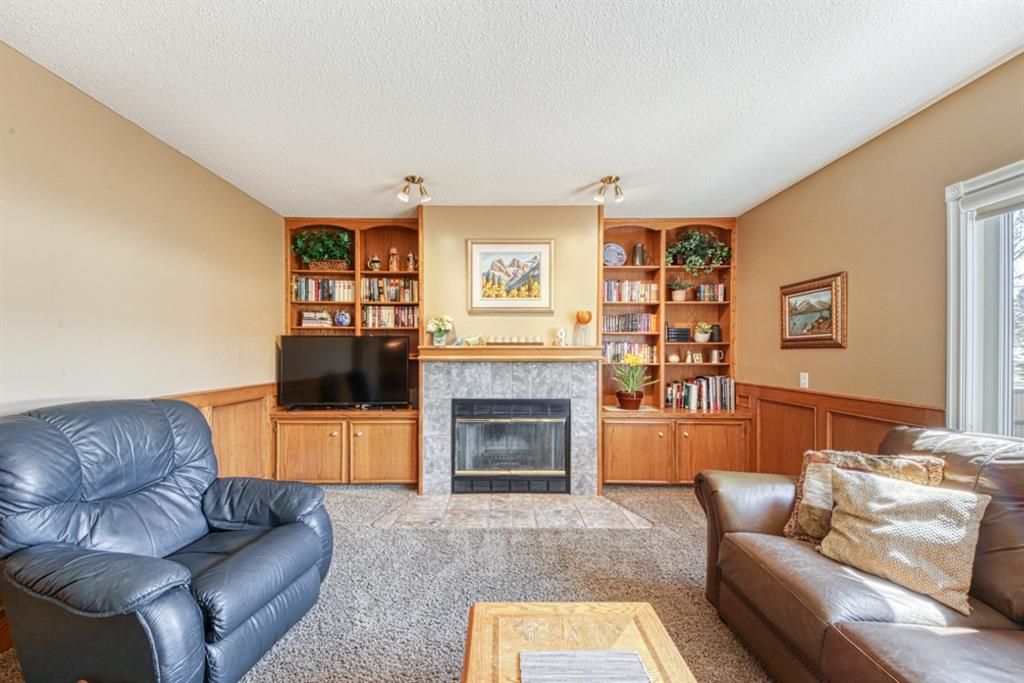Photo 18: Photos: 340 Sandringham Court NW in Calgary: Sandstone Valley Detached for sale : MLS®# A1097435
