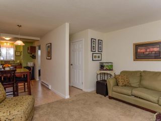 Photo 4: 4 951 17th St in COURTENAY: CV Courtenay City Row/Townhouse for sale (Comox Valley)  : MLS®# 721888