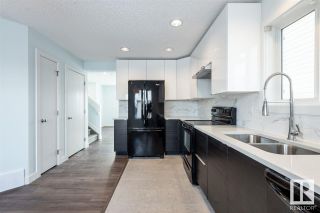 Photo 12: 5538 STEVENS Crescent in Edmonton: Zone 14 House for sale : MLS®# E4382627