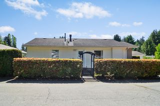 Photo 17: 138 9080 198 Street in Langley: Walnut Grove Manufactured Home for sale in "FOREST GREEN ESTATES" : MLS®# R2691068