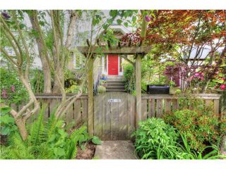 Photo 19: 2645 NAPIER Street in Vancouver: Renfrew VE House for sale in "HASTINGS EAST" (Vancouver East)  : MLS®# V1075495