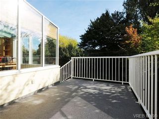 Photo 12: 2557 Vancouver St in VICTORIA: Vi Hillside House for sale (Victoria)  : MLS®# 684317