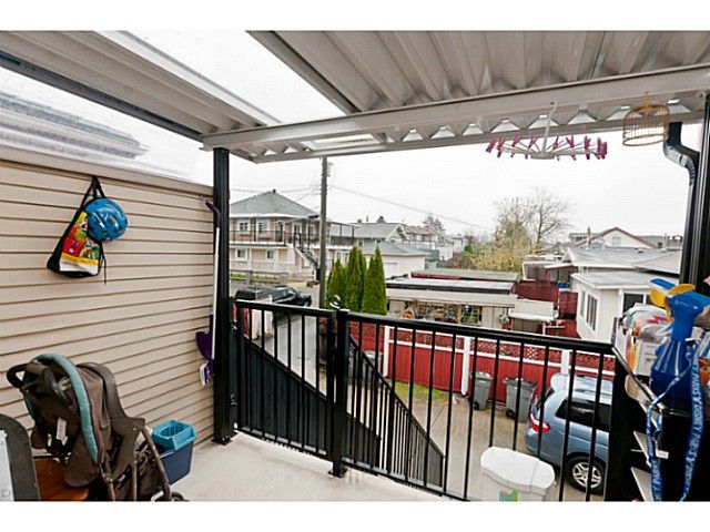 Photo 2: Photos: 7778 Main Street in Vancouver: South Vancouver 1/2 Duplex for sale (Vancouver East)  : MLS®# V1095210