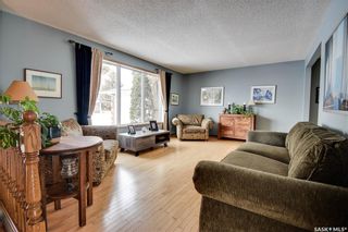 Photo 8: 611 Nesslin Crescent in Saskatoon: Lakeridge SA Residential for sale : MLS®# SK922509