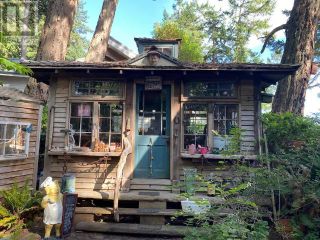 Photo 10: 1174 TENNYSON ROAD in Savary Island: House for sale : MLS®# 17451