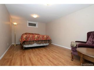 Photo 25: 8 FALCON Bay in Regina: Whitmore Park Single Family Dwelling for sale (Regina Area 05)  : MLS®# 524382