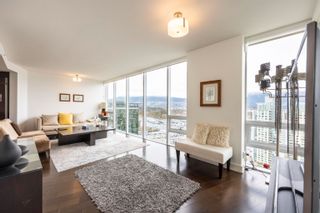 Photo 1: 2802 1277 MELVILLE Street in Vancouver: Coal Harbour Condo for sale in "Flatiron" (Vancouver West)  : MLS®# R2748240