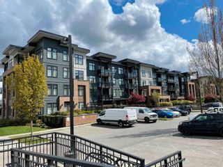Photo 3: 102 20078 FRASER Highway in Langley: Langley City Condo for sale in "Varsity" : MLS®# R2682884