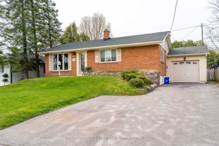 Photo 1: 132 Churchill Rd S Road in Halton Hills: Acton House (Bungalow) for sale : MLS®# W6054611