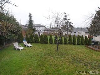 Photo 16: 2811 Austin Ave in VICTORIA: SW Gorge House for sale (Saanich West)  : MLS®# 560802