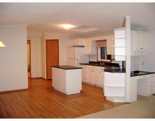 Photo 3:  in WINNIPEG: West Kildonan / Garden City Residential for sale (North West Winnipeg)  : MLS®# 2900620