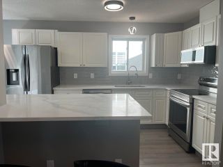 Photo 4: 24 9718 176 Street in Edmonton: Zone 20 House Half Duplex for sale : MLS®# E4380173