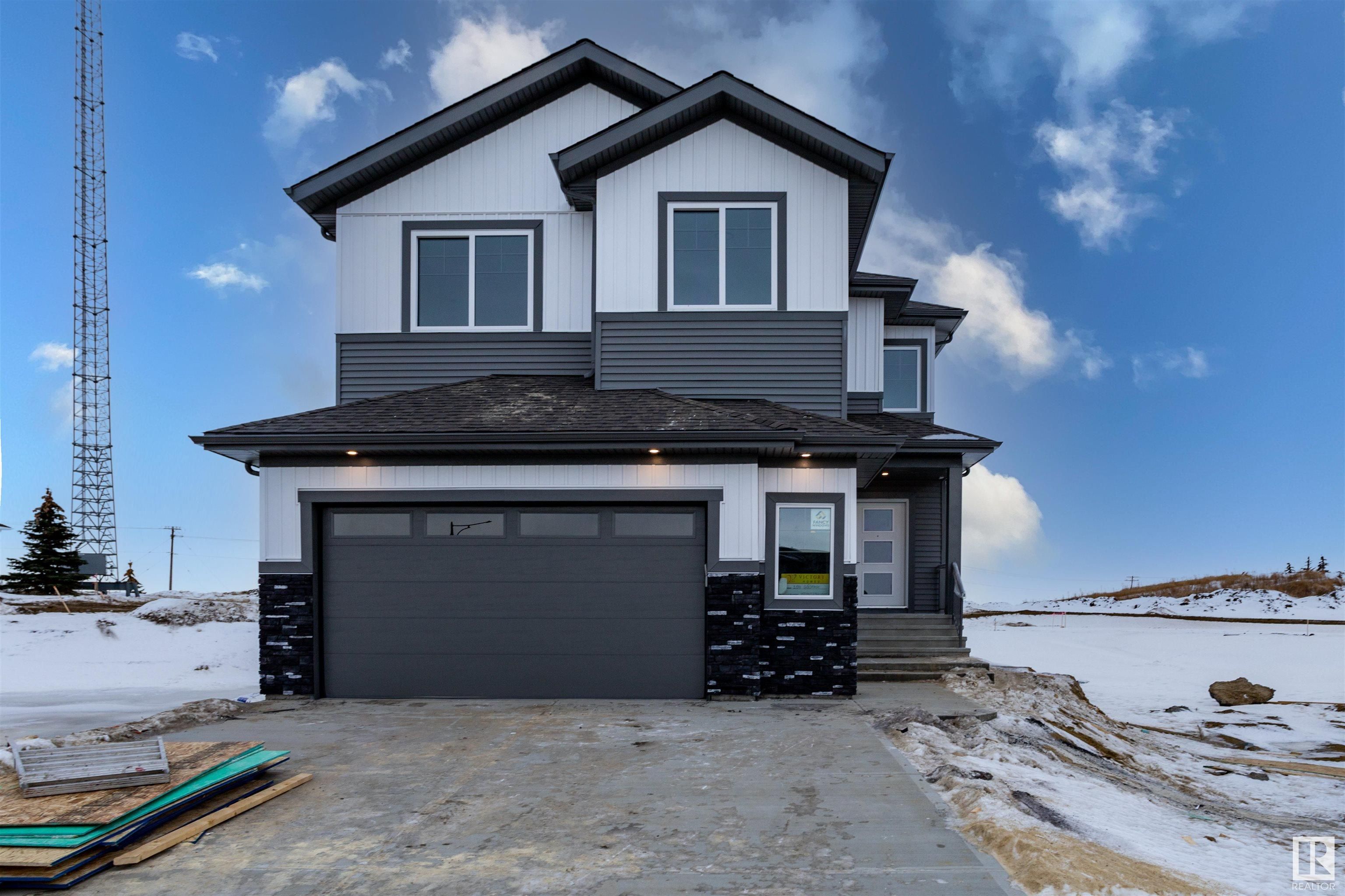 Main Photo: 1071 Goldfinch Way NW in Edmonton: Zone 59 House for sale : MLS®# E4325370
