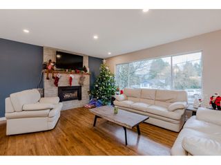 Photo 4: 924 GROVER Avenue in Coquitlam: Coquitlam West House for sale : MLS®# R2524127