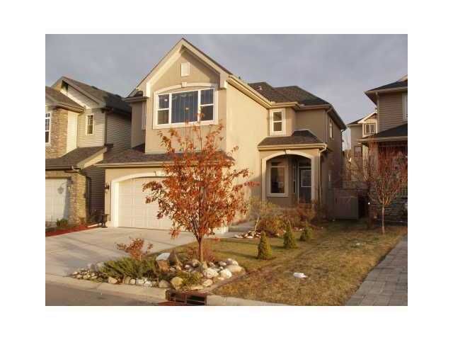 Main Photo: 68 CRESTHAVEN Way SW in CALGARY: Crestmont Residential Detached Single Family for sale (Calgary)  : MLS®# C3454255