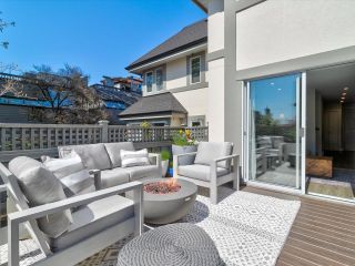 Photo 14: 107 245 W 15TH Street in North Vancouver: Central Lonsdale Townhouse for sale in "CHATSWORTH MEWS" : MLS®# R2873979