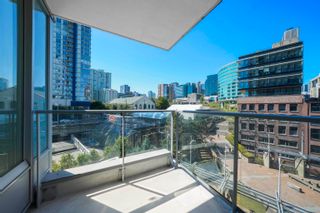 Photo 1: 802 188 KEEFER Place in Vancouver: Downtown VW Condo for sale in "Espana Tower B" (Vancouver West)  : MLS®# R2715537