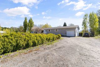 Photo 4: 40160 SOUTH PARALLEL Road in Abbotsford: Sumas Prairie House for sale : MLS®# R2869650