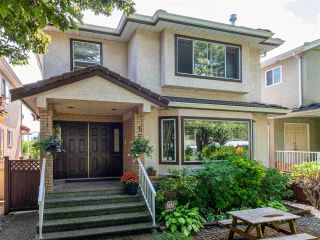 Photo 1: 1582 W 68TH Avenue in Vancouver: S.W. Marine House for sale (Vancouver West)  : MLS®# R2401334