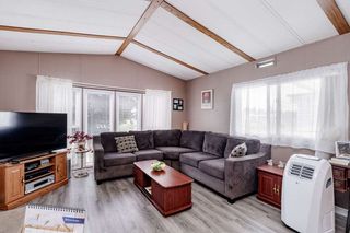 Photo 5: 91 145 KING EDWARD Street in Coquitlam: Central Coquitlam Manufactured Home for sale : MLS®# R2495926