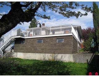 Photo 10: 10369 125TH Street in Surrey: Cedar Hills House for sale (North Surrey)  : MLS®# F2909478