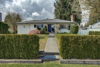 Photo 1: 11765 CARSHILL Street in Maple Ridge: West Central House for sale : MLS®# R2681176